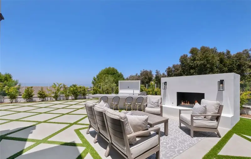 All Seasons Landscape Design, Hardscape, Synthetic Turf, Lighting project in Orange County