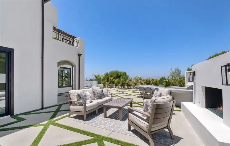 All Seasons Landscape Design, Hardscape, Synthetic Turf, Lighting project in Orange County